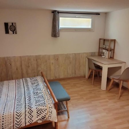 Bed and Breakfast Chez Angelique Marcorignan Экстерьер фото